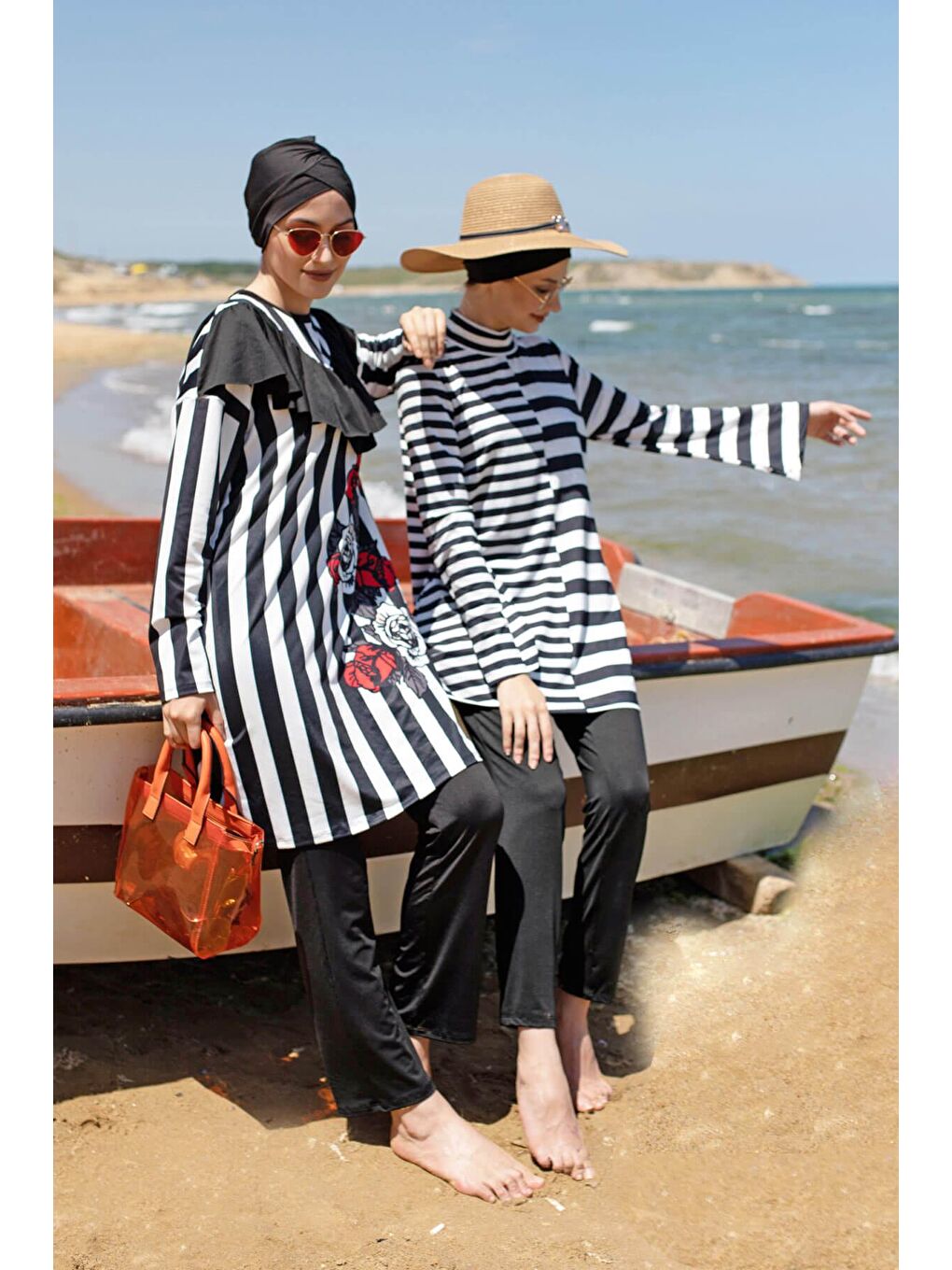 4’lü Siyah beyaz Çizgili Desenli Tam Kapalı Tesettür Mayo M2009-3