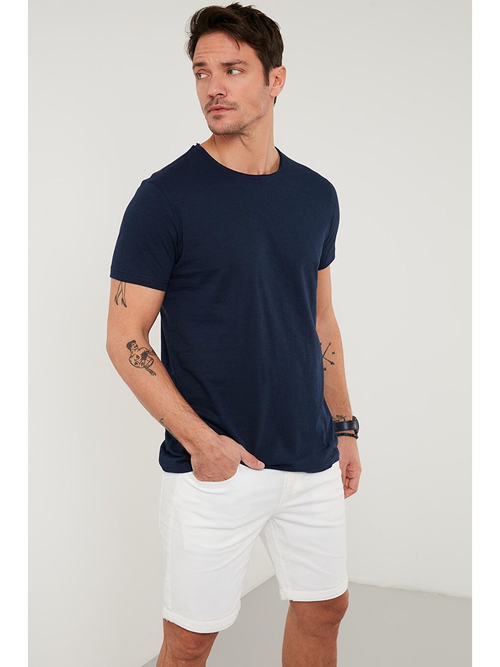 Buratti İndigo Bisiklet Yaka % 100 Pamuk Slim Fit Basic T Shirt 59020001 - 1