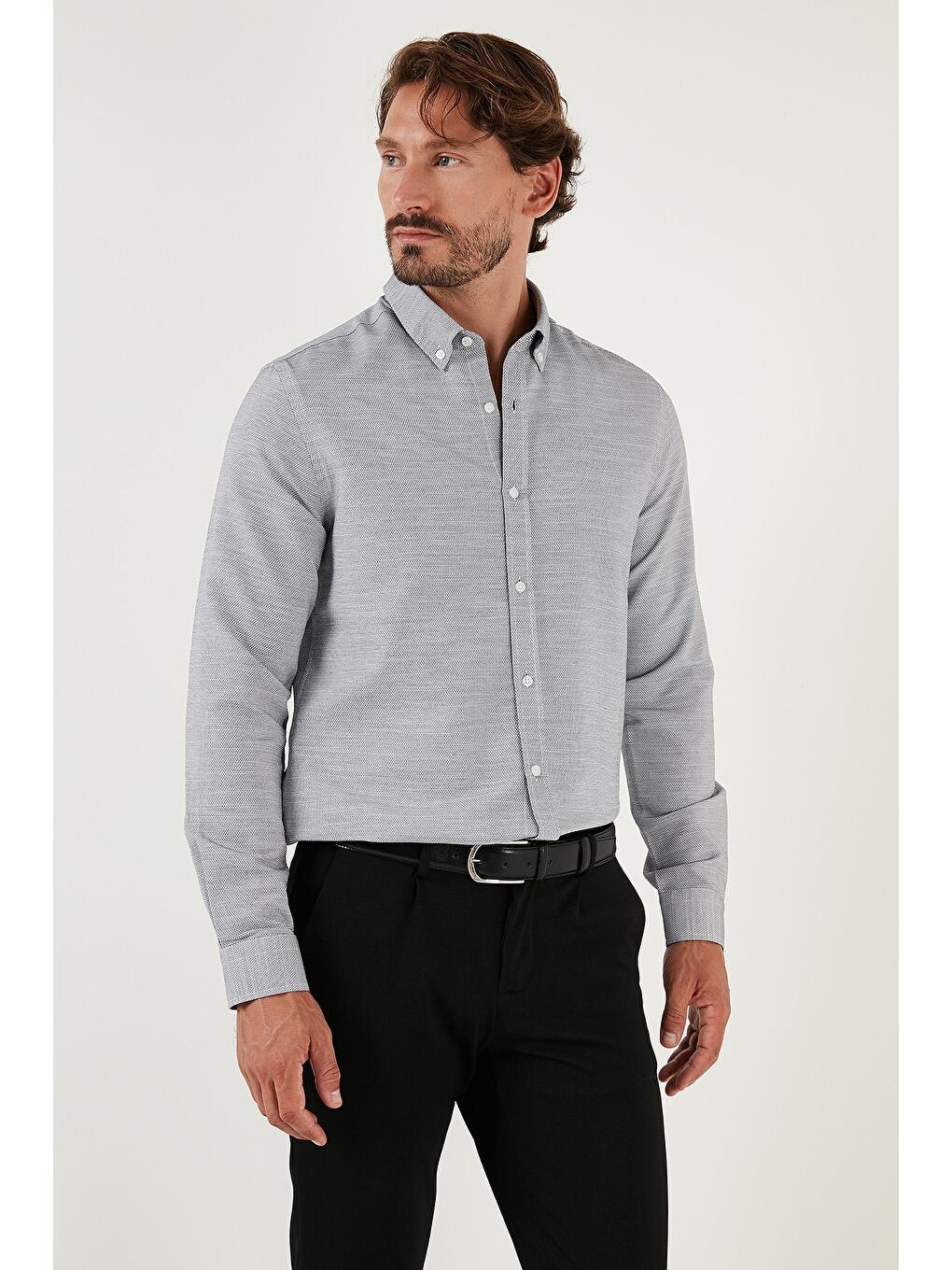 Siyah Pamuk Karışımlı Uzun Kollu Slim Fit Gömlek CF23S7494-2