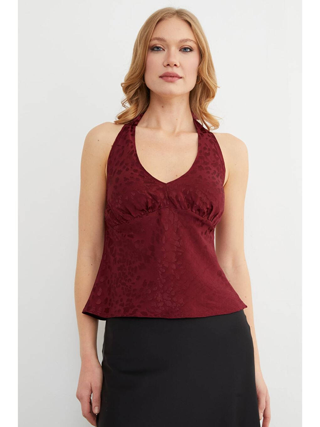 Bordo Leopar Desenli Boyundan Bağlamalı Saten Bluz-2