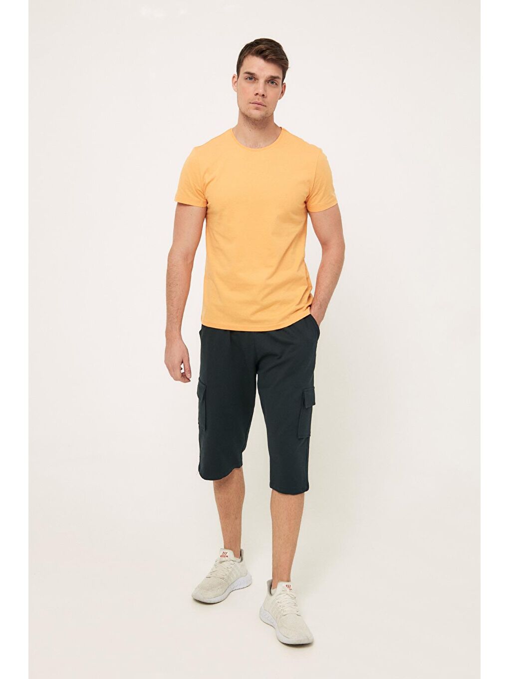 Sarı Bisiklet Yaka Basic Tişört-4