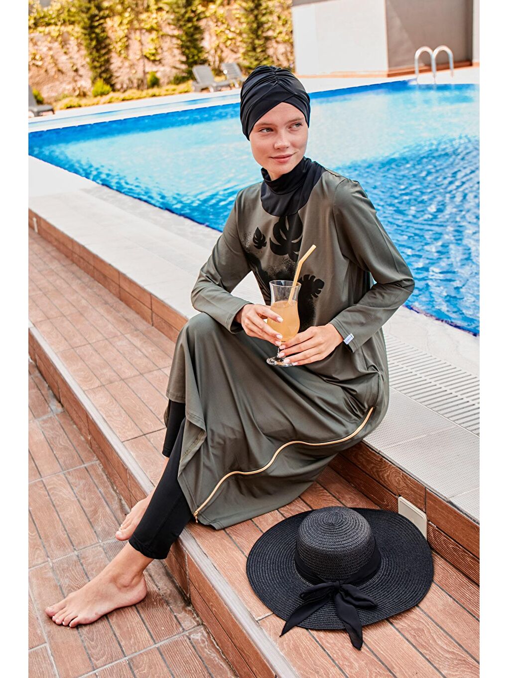 Fiyonklu Siyah Geniş Hasır Şapka 1423218-1