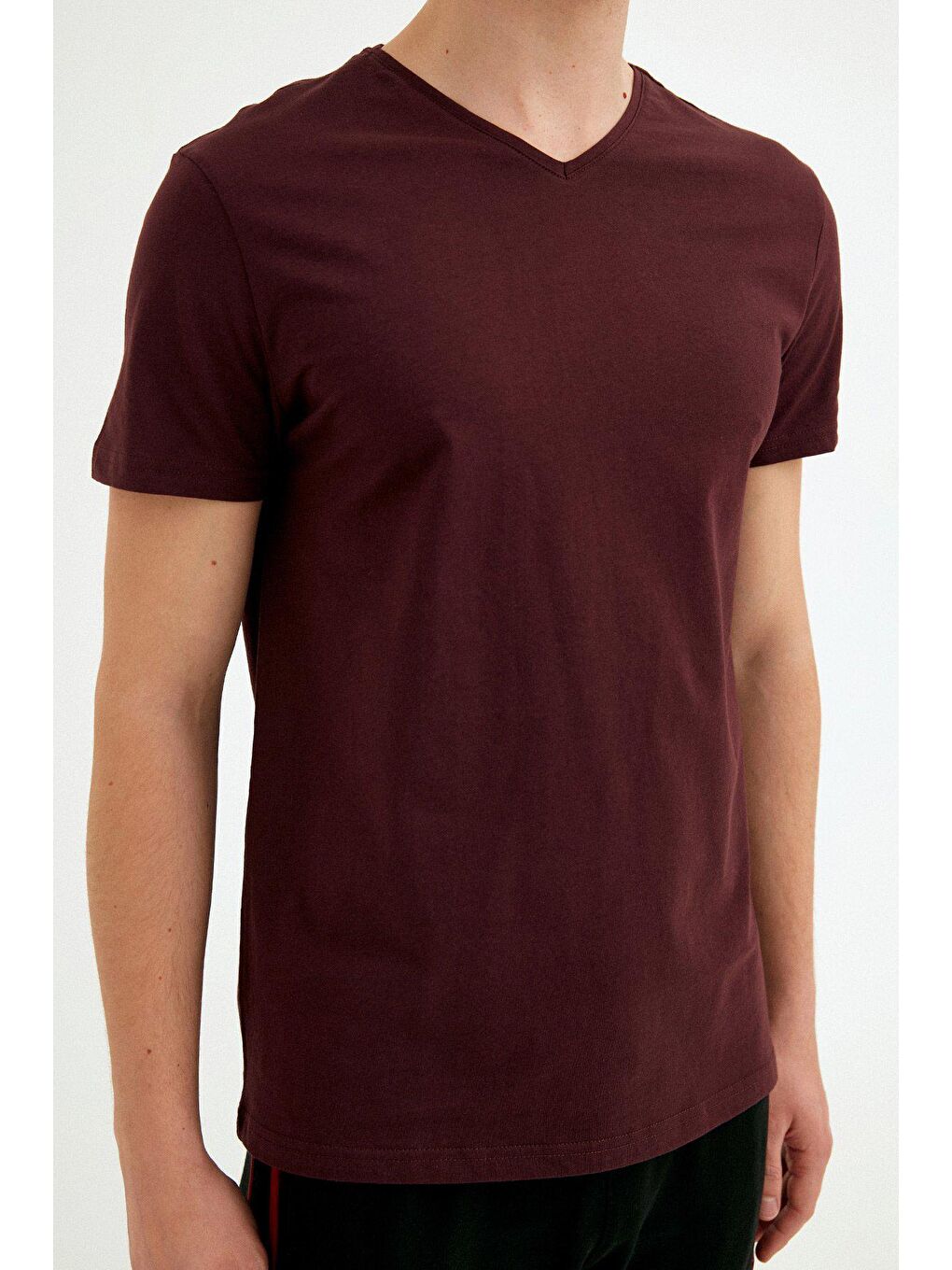 Mürdüm V Yaka Basic Tişört-4