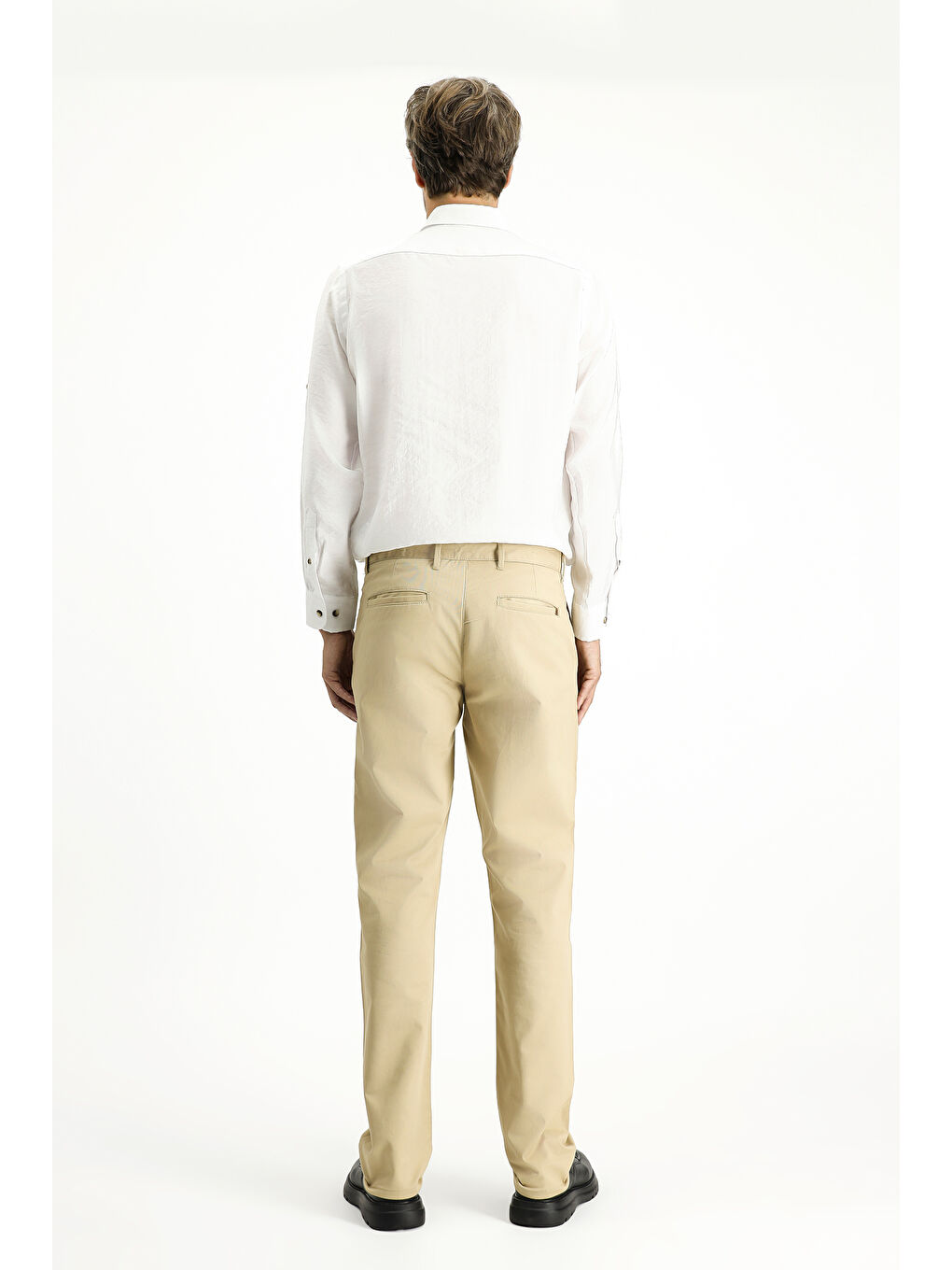 Beyaz Uzun Kol Regular Fit Düğmeli Yaka Spor Gömlek-2