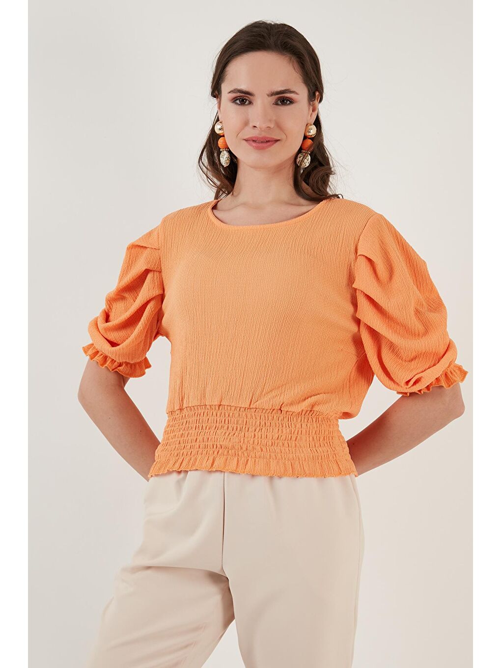 Turuncu Gipeli Bisiklet Yaka Balon Kollu Krinkıl Esnek Bluz 5865018-2