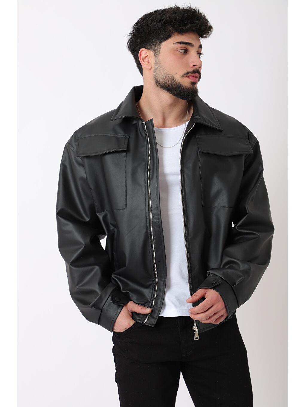 Siyah Büyük Cep Kapaklı Erkek Suni Deri Mont_50391-1