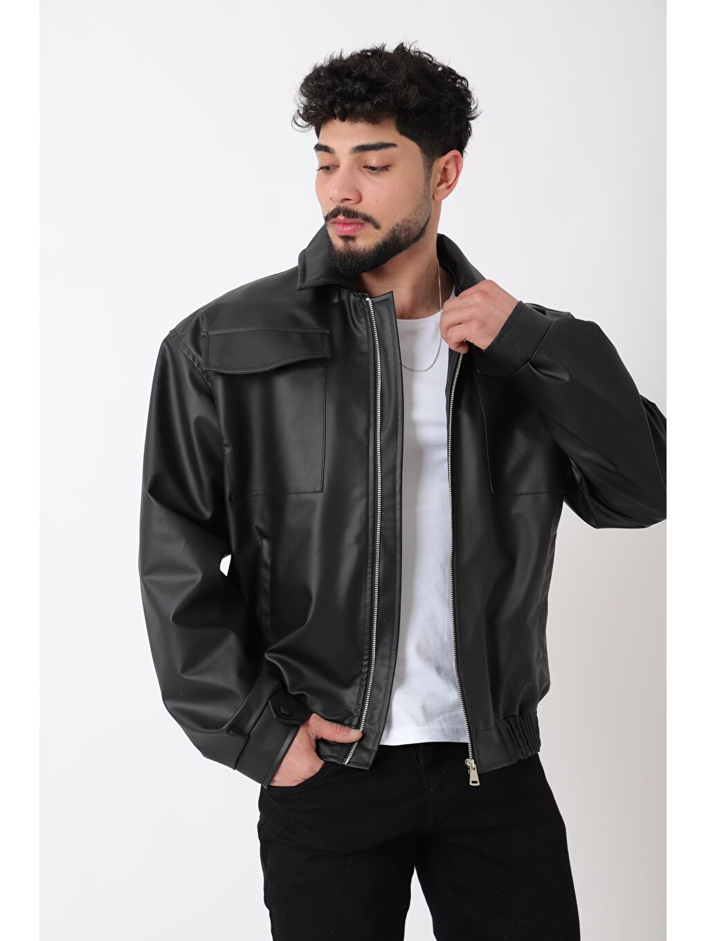 Siyah Büyük Cep Kapaklı Erkek Suni Deri Mont_50391-2