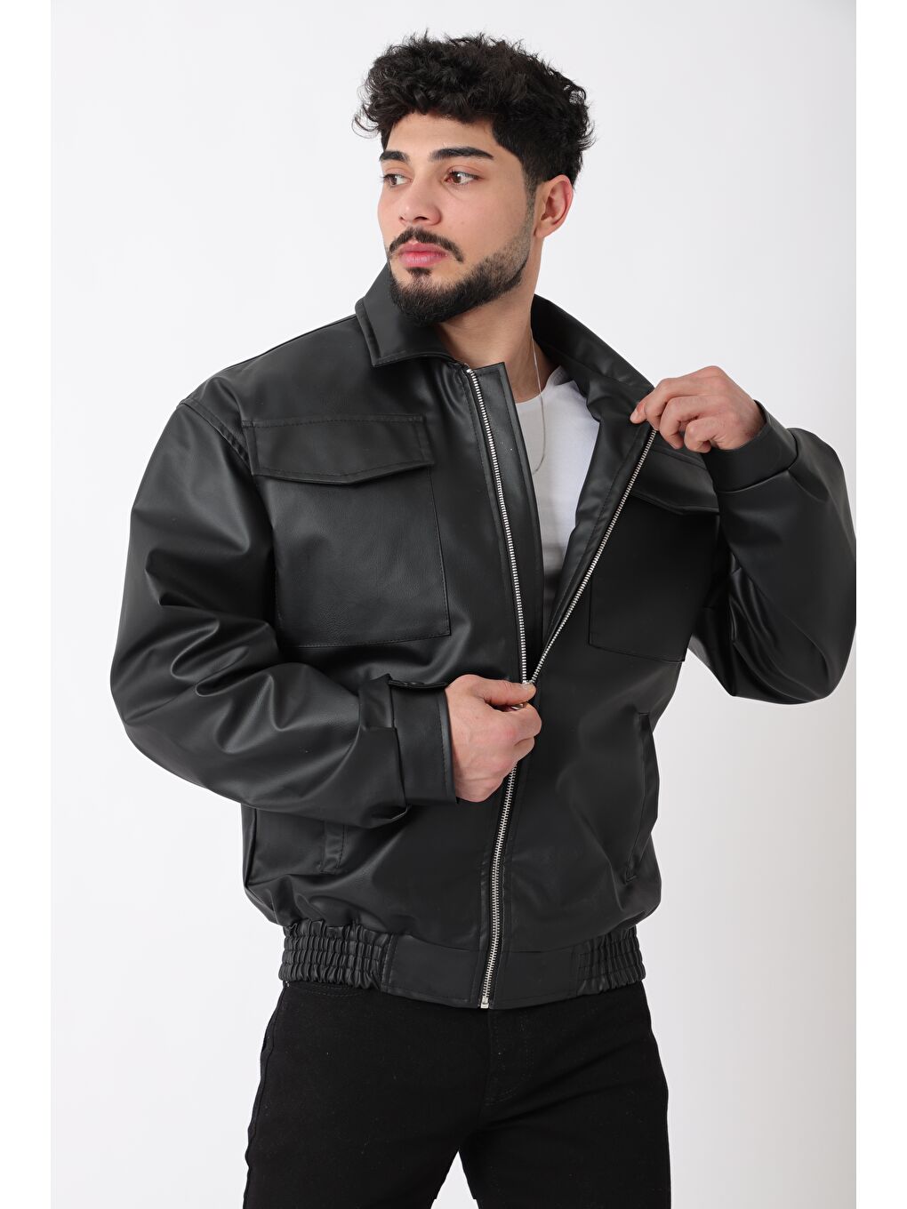 Siyah Büyük Cep Kapaklı Erkek Suni Deri Mont_50391-3