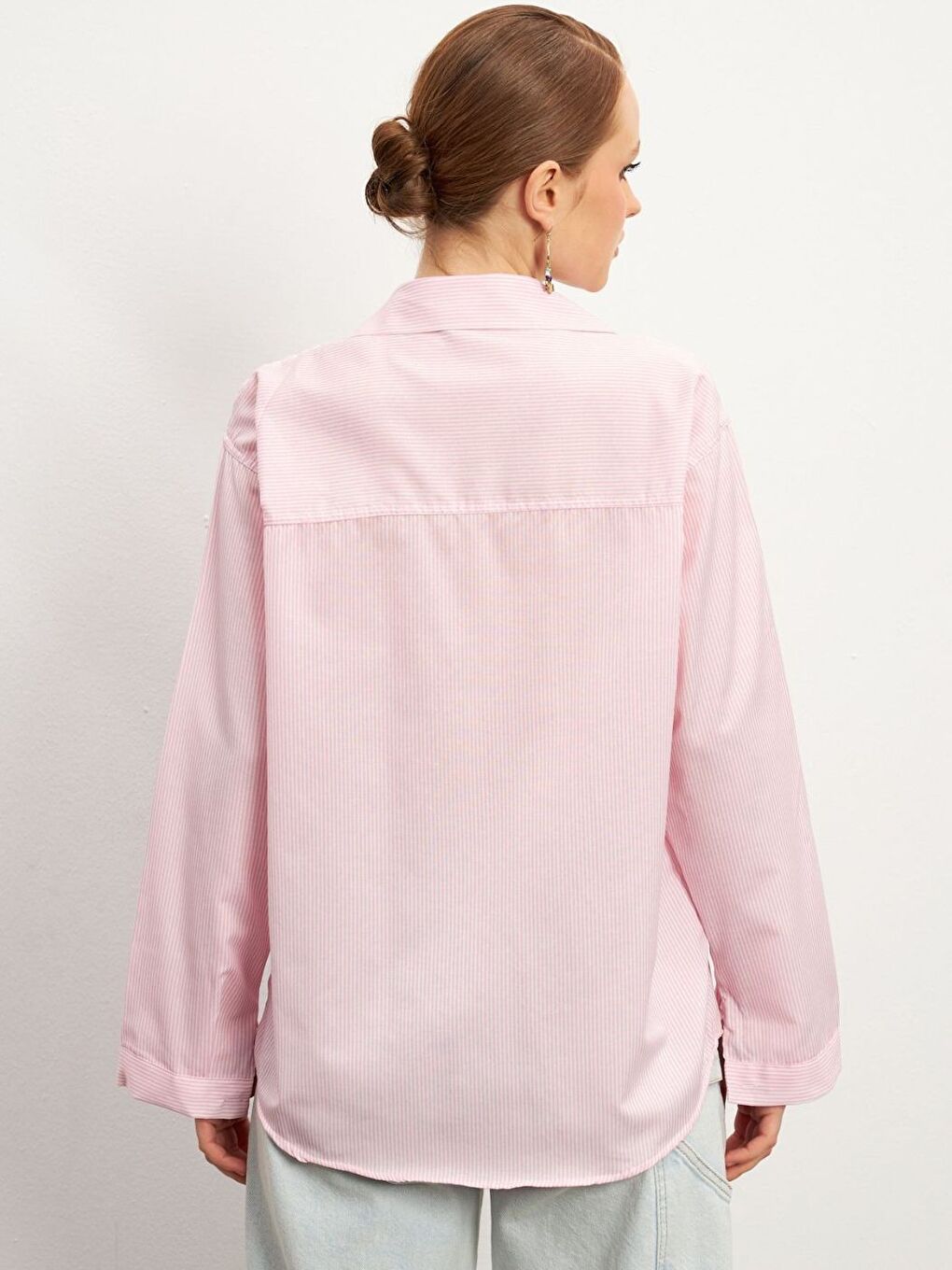Kadın Pembe Kalp Baskılı Çizgili Gömlek-1