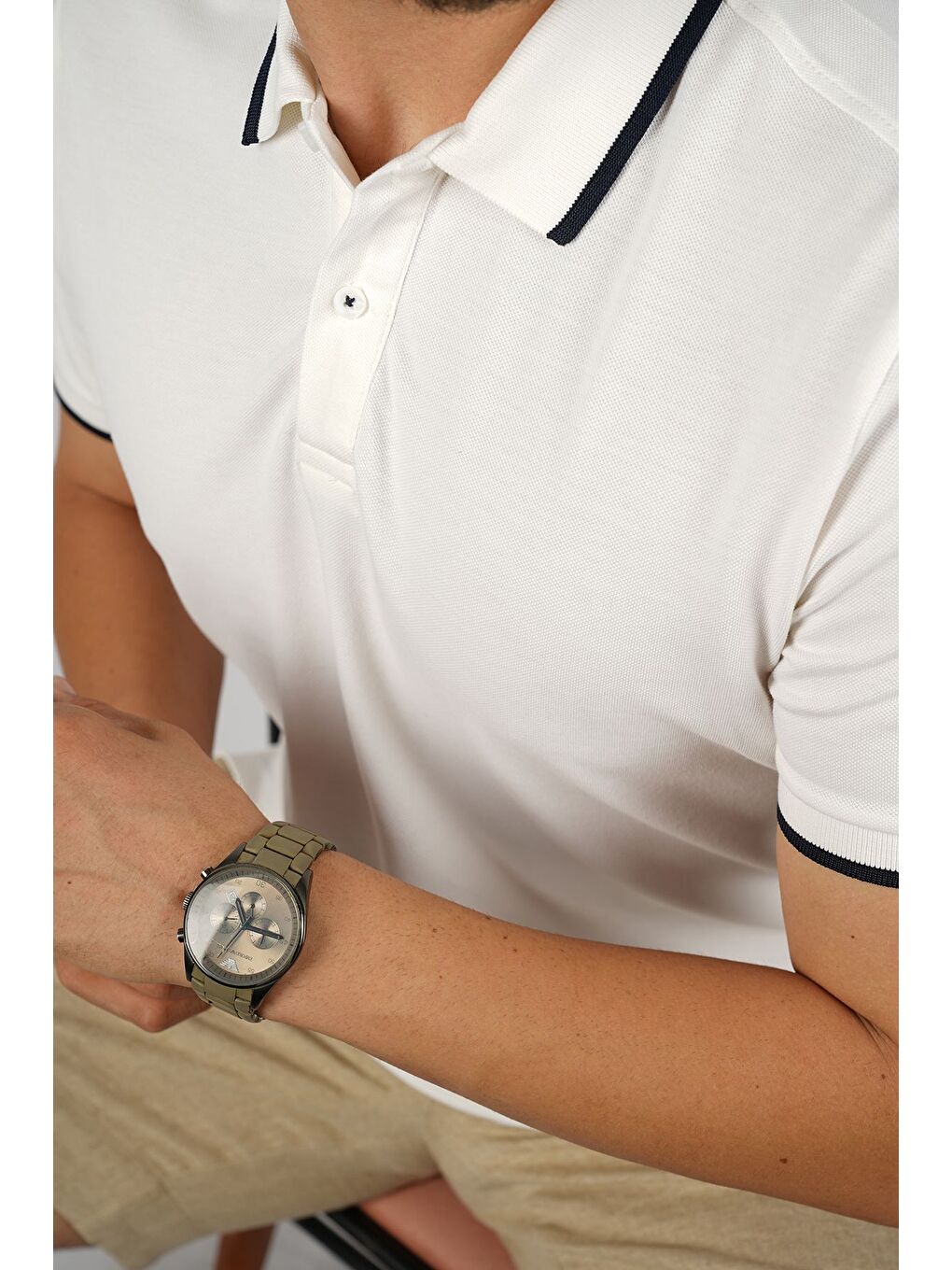 Beyaz Lacivert Yaka Çizgili Erkek Polo Yaka Tişört