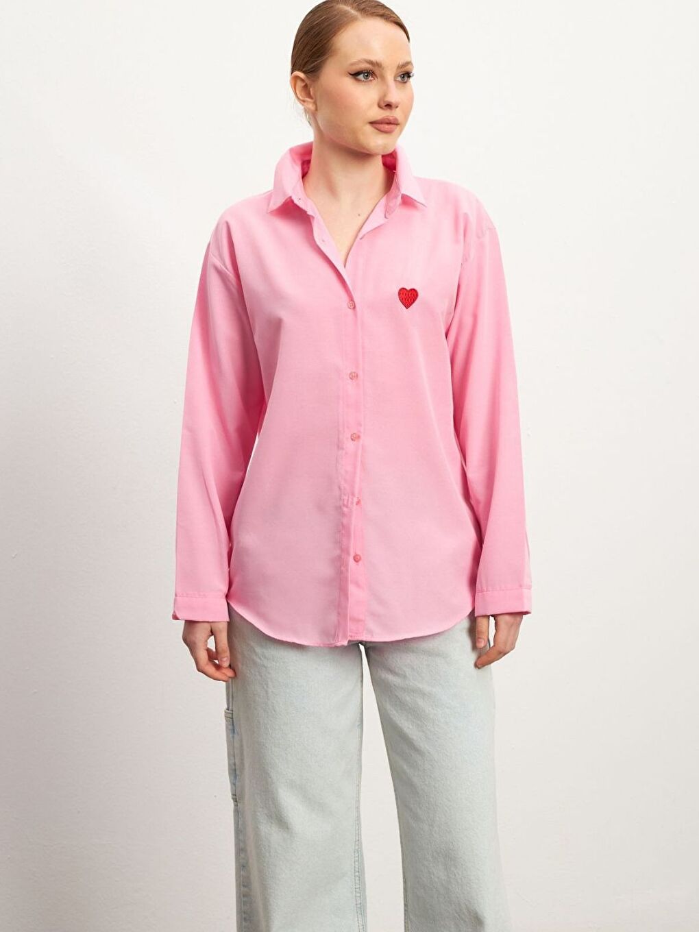 Kadın Pembe Kalp Baskılı Düz Gömlek-3