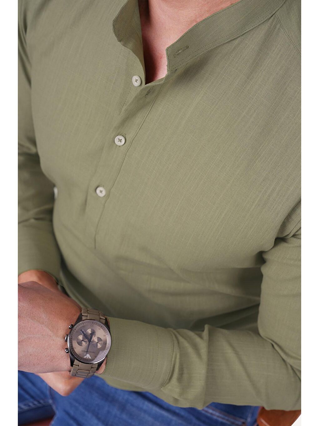 Haki Yeşil Hakim Yaka Keten Üç Düğmeli Slimfit Erkek %100 Pamuk Gömlek