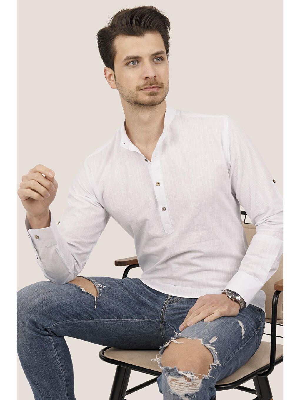 Beyaz Hakim Yaka Üç Düğmeli Keten Slimfit Erkek %100 Pamuk Gömlek-4