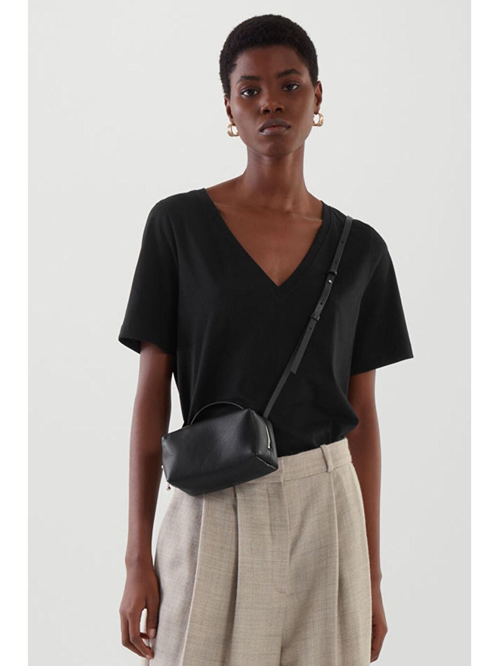 Siyah Yanı Yırtık Tişört MG1414