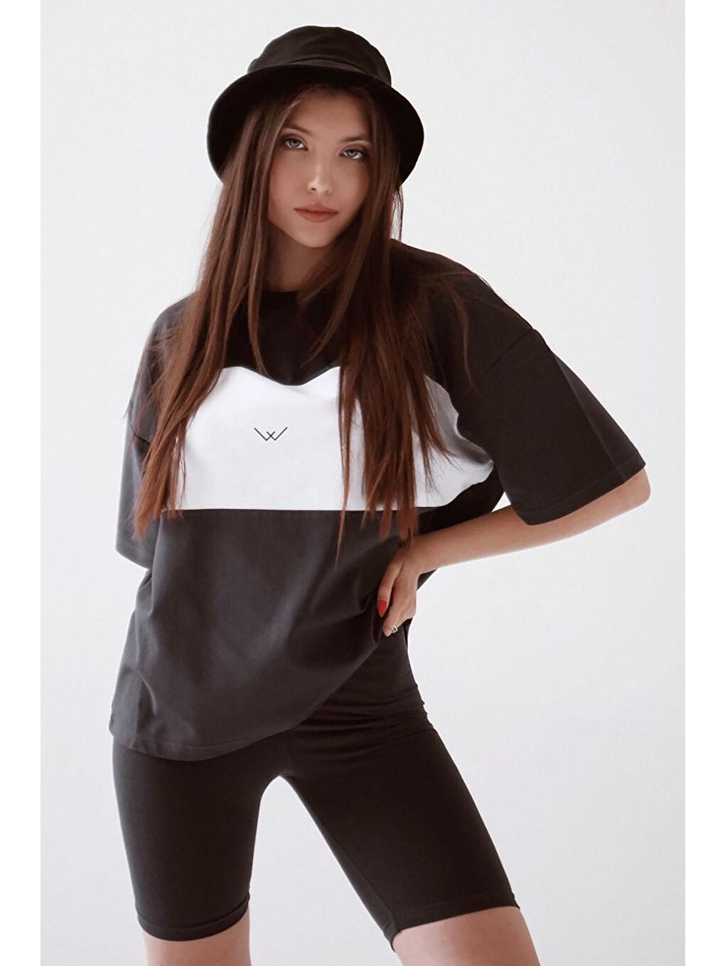 Siyah Nakışlı Tişört Mg1421-1