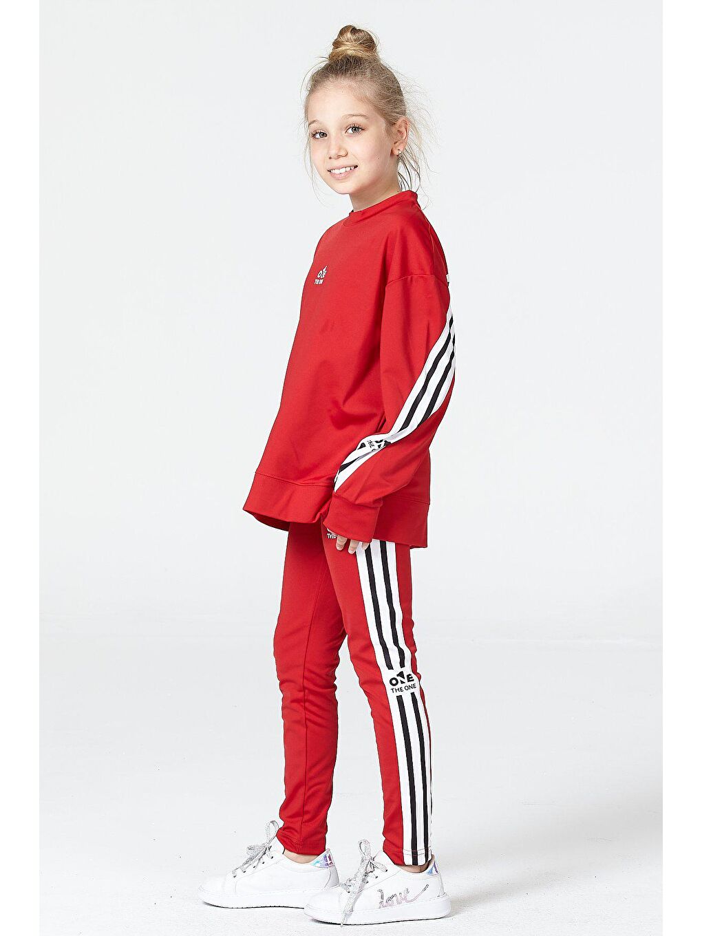 Kırmızı Kız Çocuk Baskı Detaylı Salaş Yırtmaçlı Şerit Detaylı Dalgıç Kumaştan Spor Tayt Sweat Takımı-1