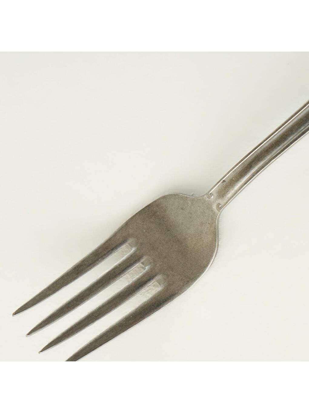 Bella Maison Gri Vintage 18 Parça 6 Kişilik Tatlı Çatal Kaşık Bıçak Takımı Silver - 3