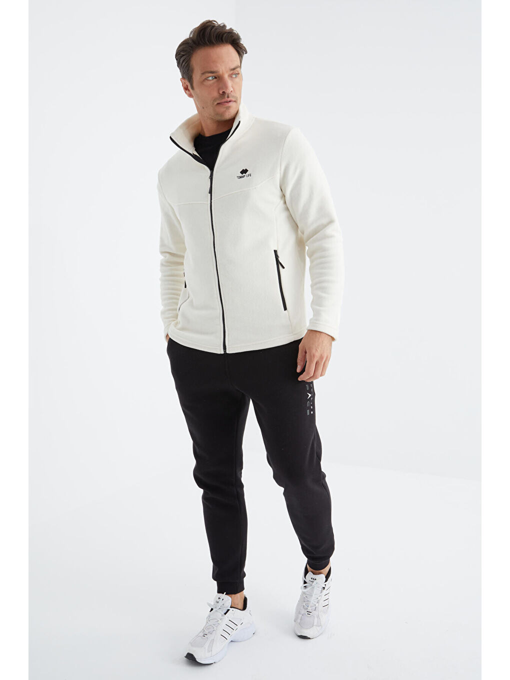 Ekru  Dik Yaka Standart Kalıp Erkek  Fermuarlı Sweatshirt Polar - 88134-1