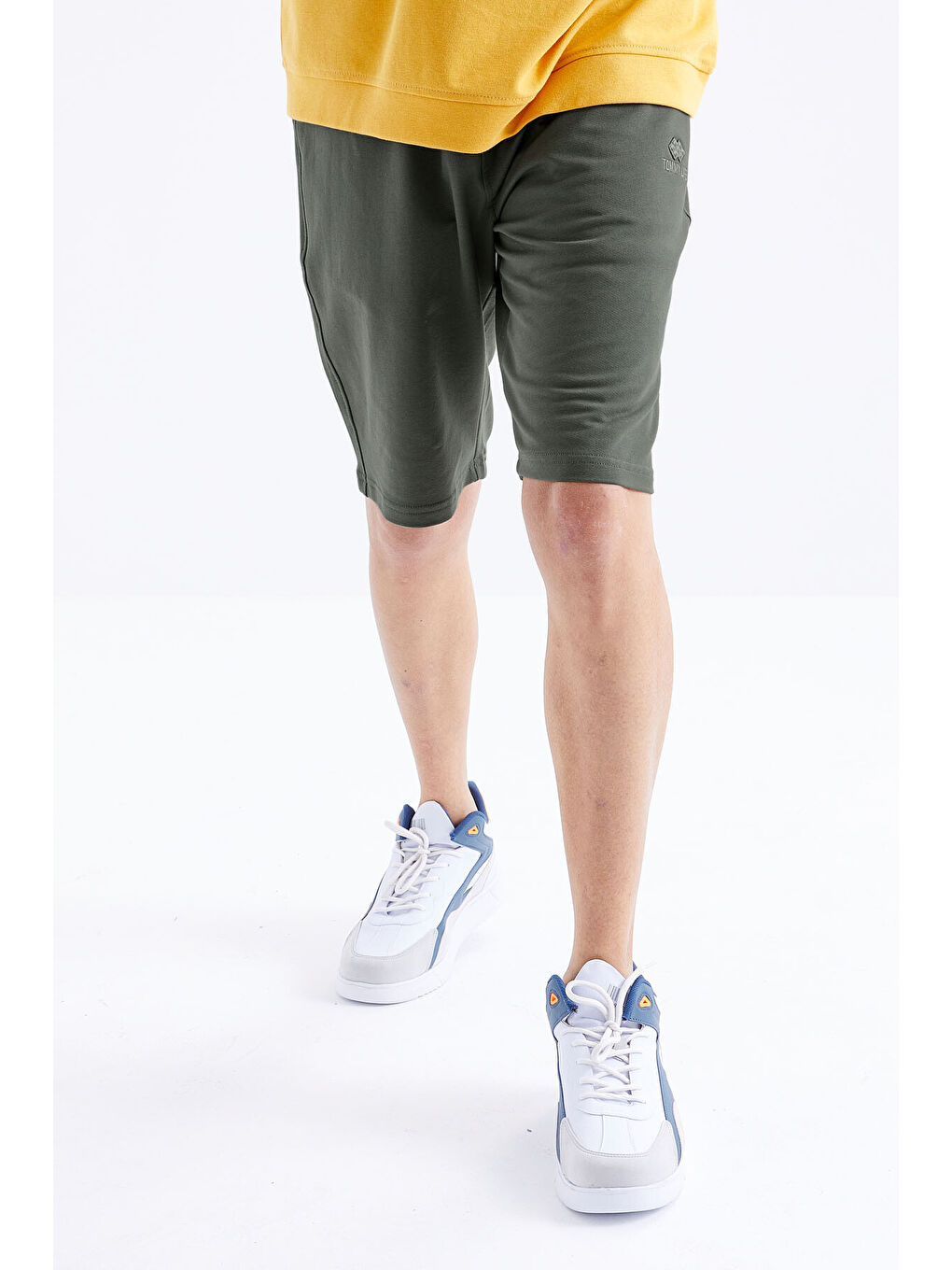 Yeşil Çağla Bağcıklı Standart Kalıp Basic Erkek Şort - 81212-1