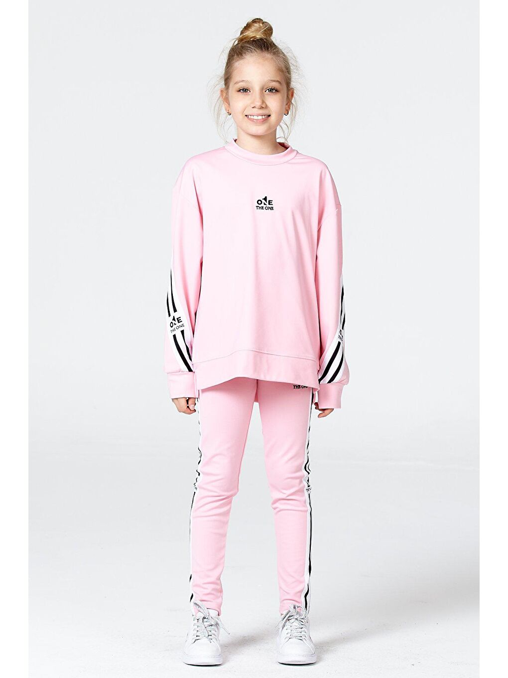 BLACK ONE Pembe Kız Çocuk Baskı Detaylı Salaş Yırtmaçlı Şerit Detaylı Dalgıç Kumaştan Spor Tayt Sweat Takımı