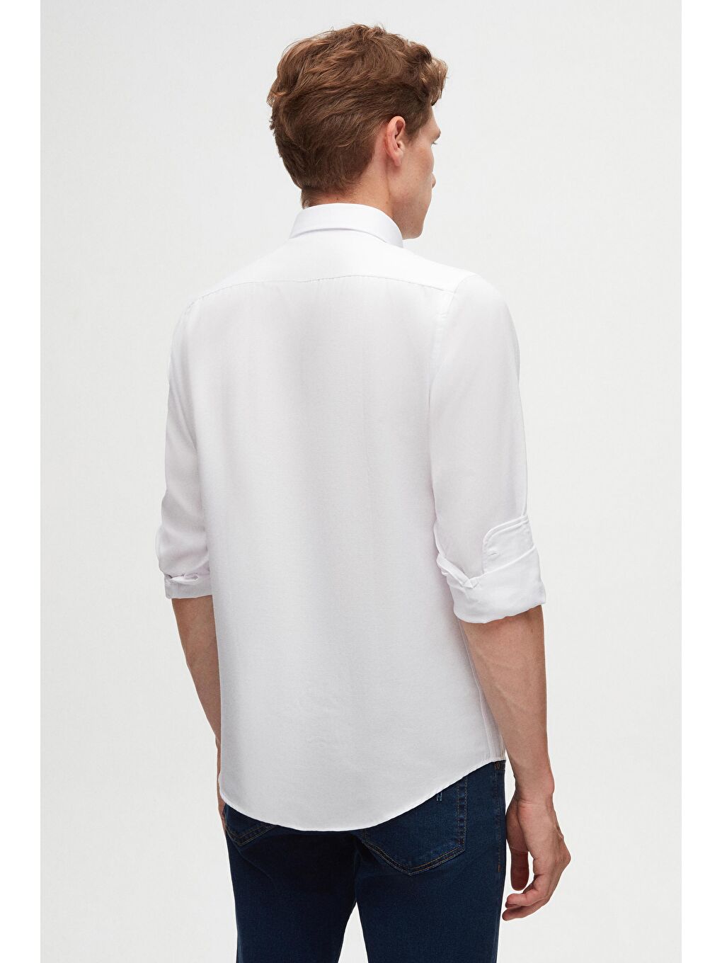 Slim Fit Beyaz Oxford Düğmeli Yaka Kolay Ütülenebilir Nakış Detaylı Pamuklu Gömlek-6