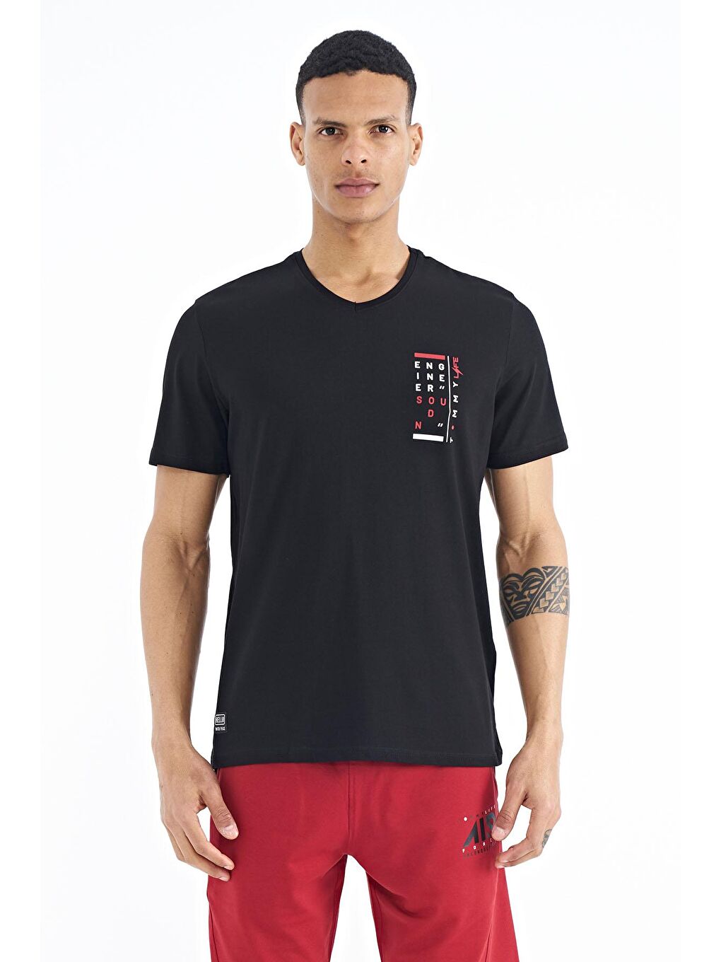 TOMMYLIFE Siyah Baskı Detaylı  V Yaka Standart Kalıp Erkek T-Shirt - 88186