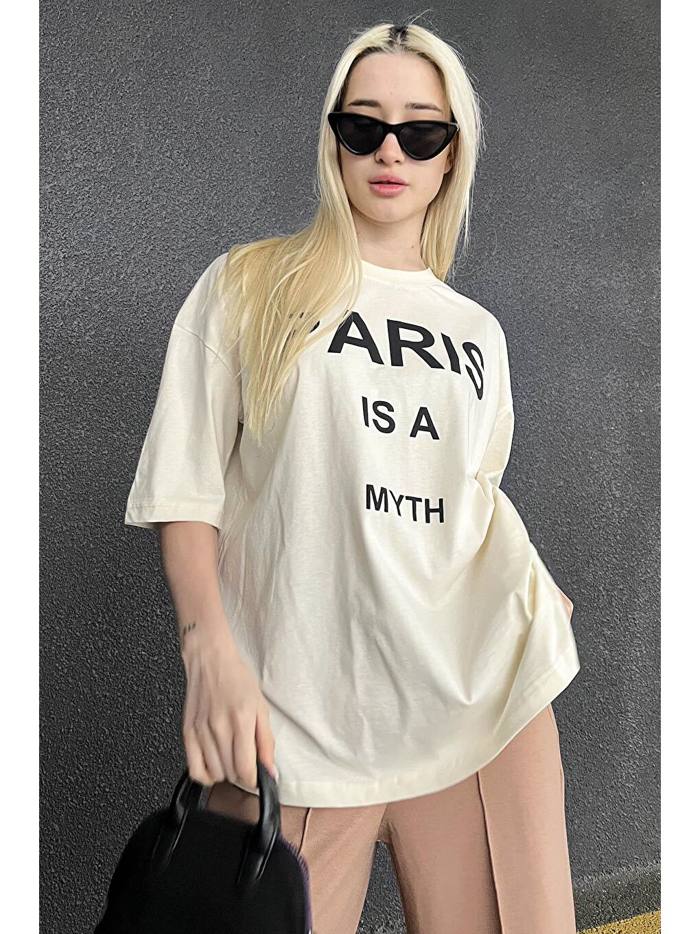 Ekru Paris Baskılı Kadın Tişört Mg1654-3
