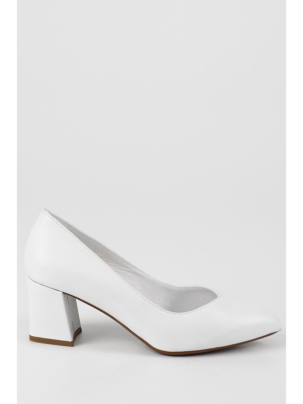 Beyaz BEYAZ  Hakiki Deri Sivri Burun Orta Kalın Topuklu Kadın Ayakkabı 24170-4