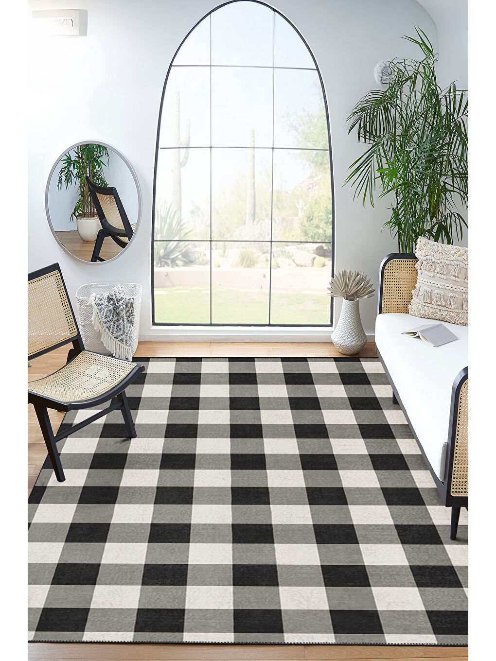 Siyah Dekoratif Özel Tasarım Yıkanabilir İnce Kaymaz Tabanlı Modern Halı KECE FR31-1