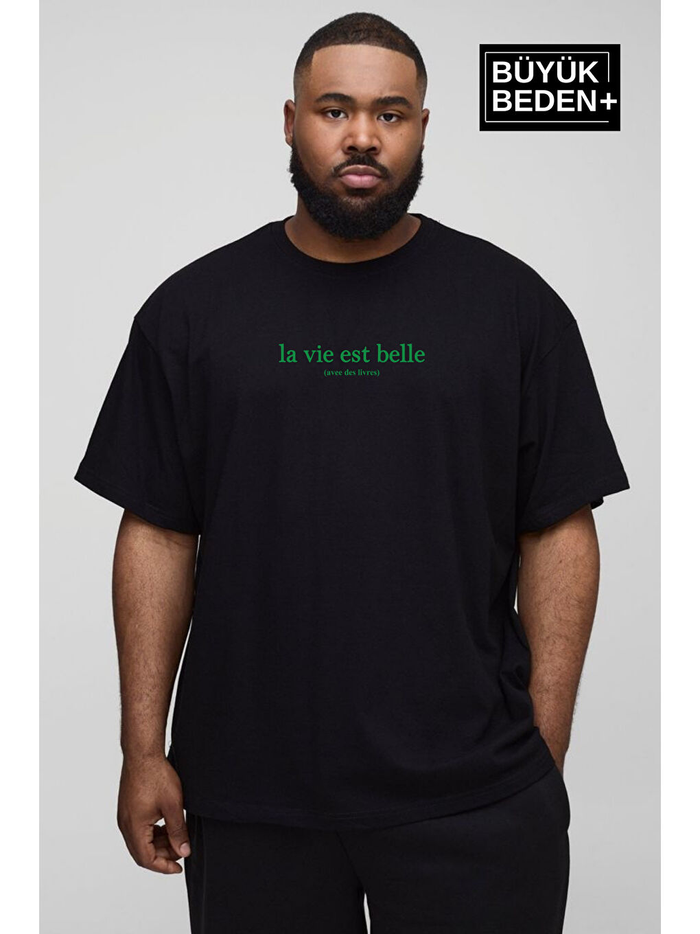 Siyah Erkek  La Vie Est Belle Baskılı Bisiklet Yaka Büyük Beden Tişört SPR25BT910