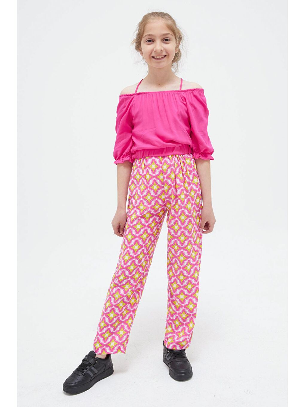 Pembe Askılı Bluzlu Pantolonlu Kız Çocuk Takım 15410