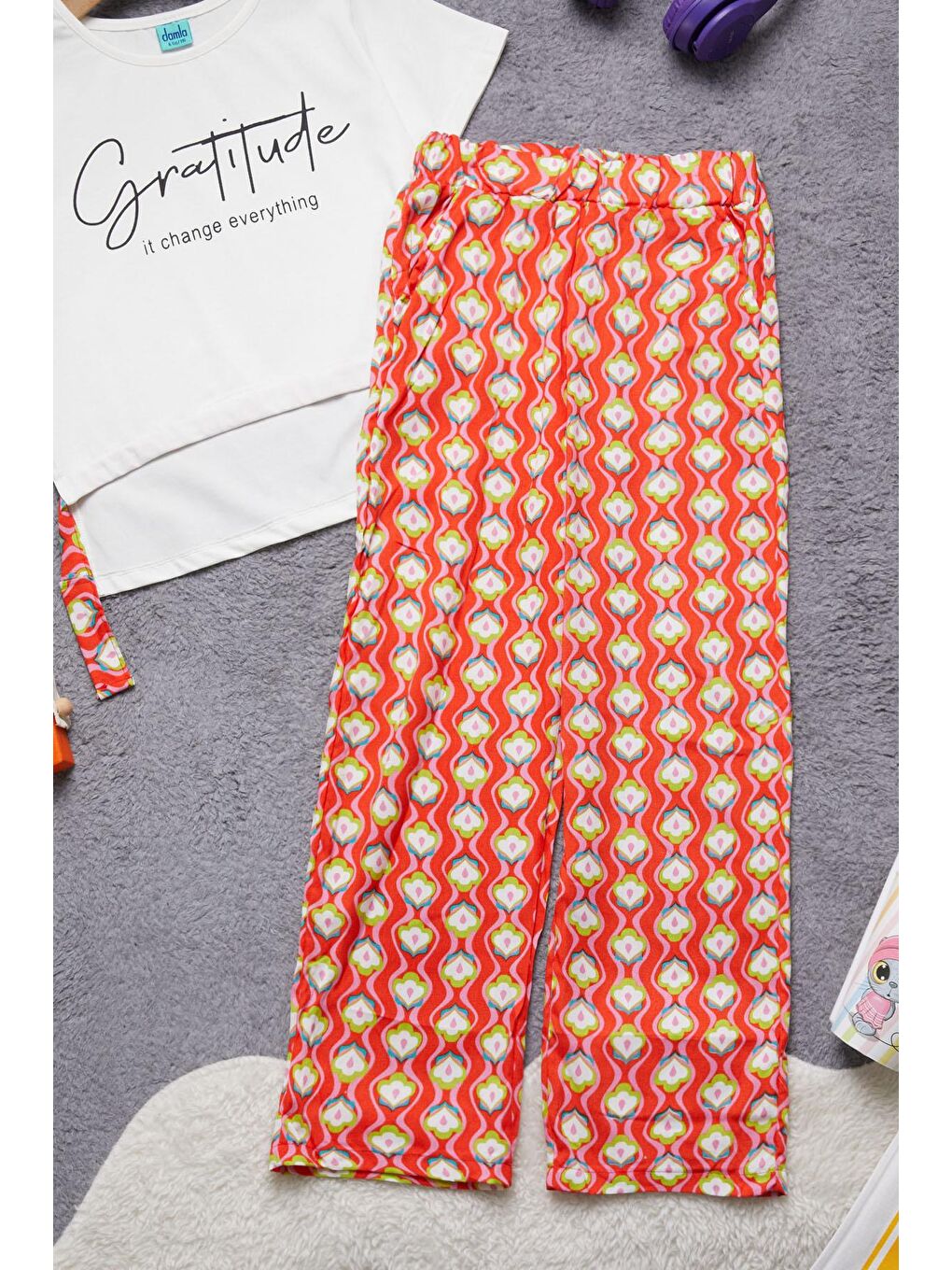 Kız Çocuk Beyaz Yazılı Pantolonlu Bluz Takım 15273-1