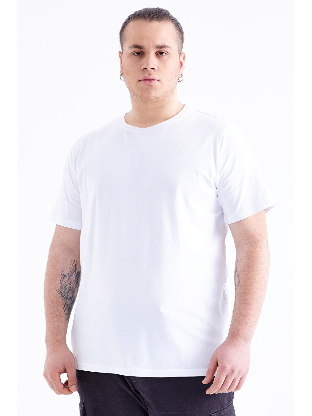 Beyaz Basic Kısa Kol O Yaka  Erkek Büyük Beden Tişört - 88072-4