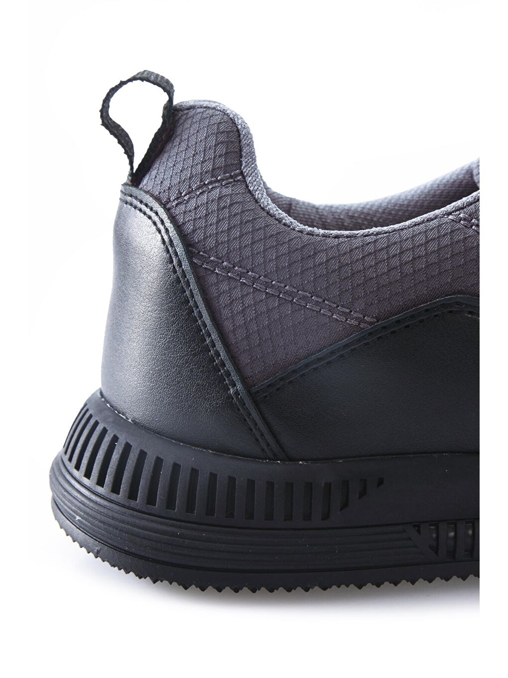 Gri Füme Bağcıklı Kapitone Suni Deri Detaylı Erkek Spor Ayakkabı - 89096-3