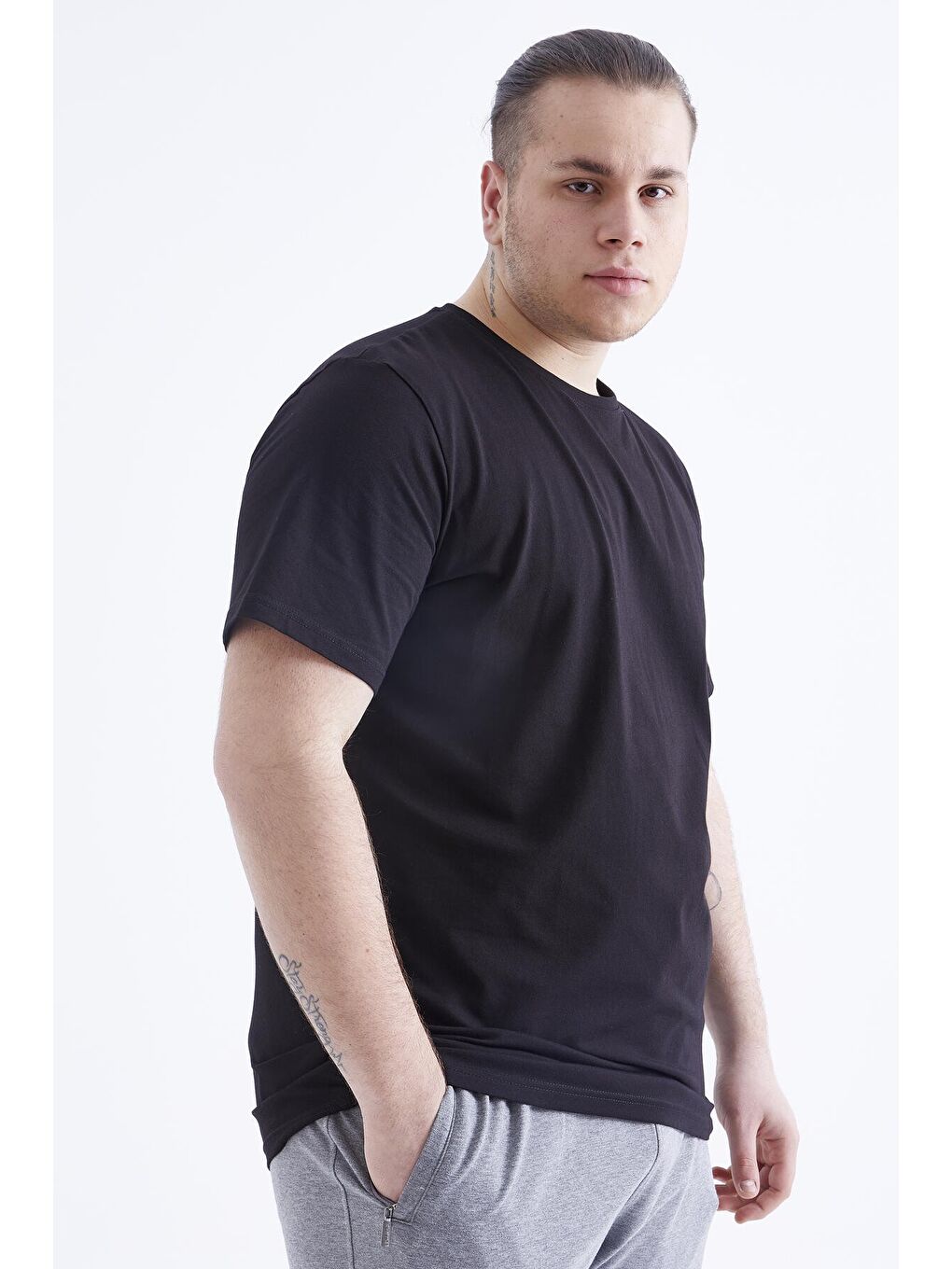 Siyah Basic Kısa Kol O Yaka  Erkek Büyük Beden Tişört - 88072-4