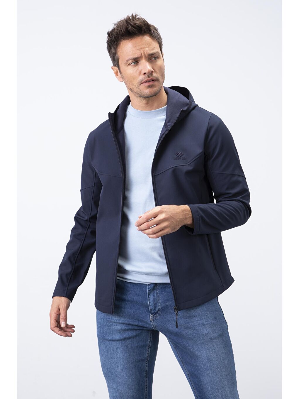 Lacivert Fermuarlı Kapüşonlu Su ve Rüzgar Geçirmez Softshell Erkek Mont - 88051-2