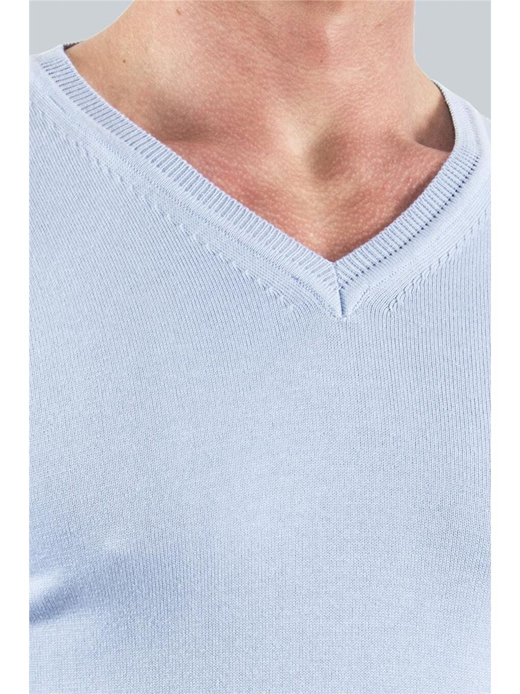 Erkek Standart Fit Normal Kesim V Yaka Pamuklu Mavi Triko Kazak-3