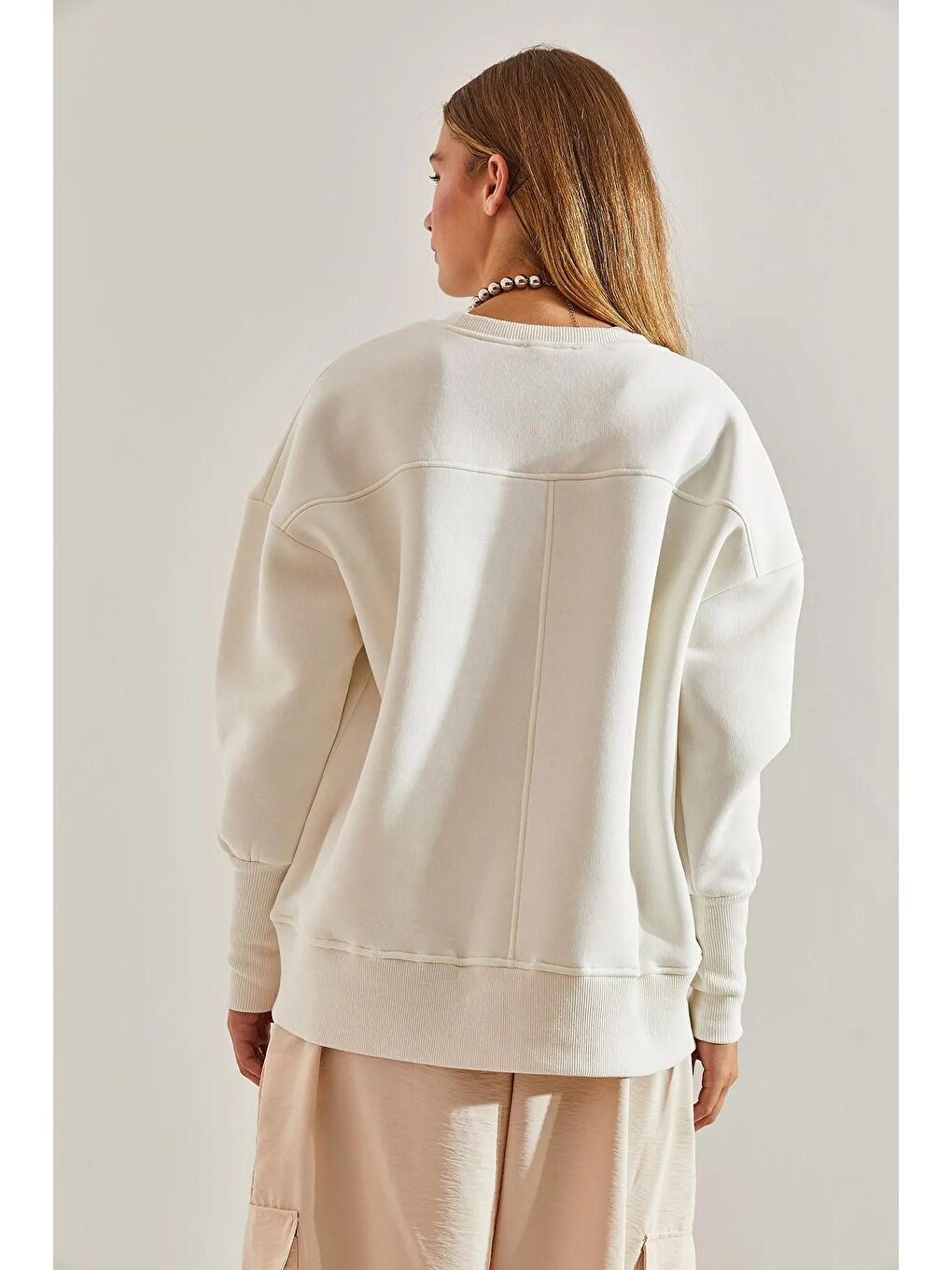 SHADE Beyaz Kadın Üç İplik Şardonlu Oversize Sweatshirt - 4