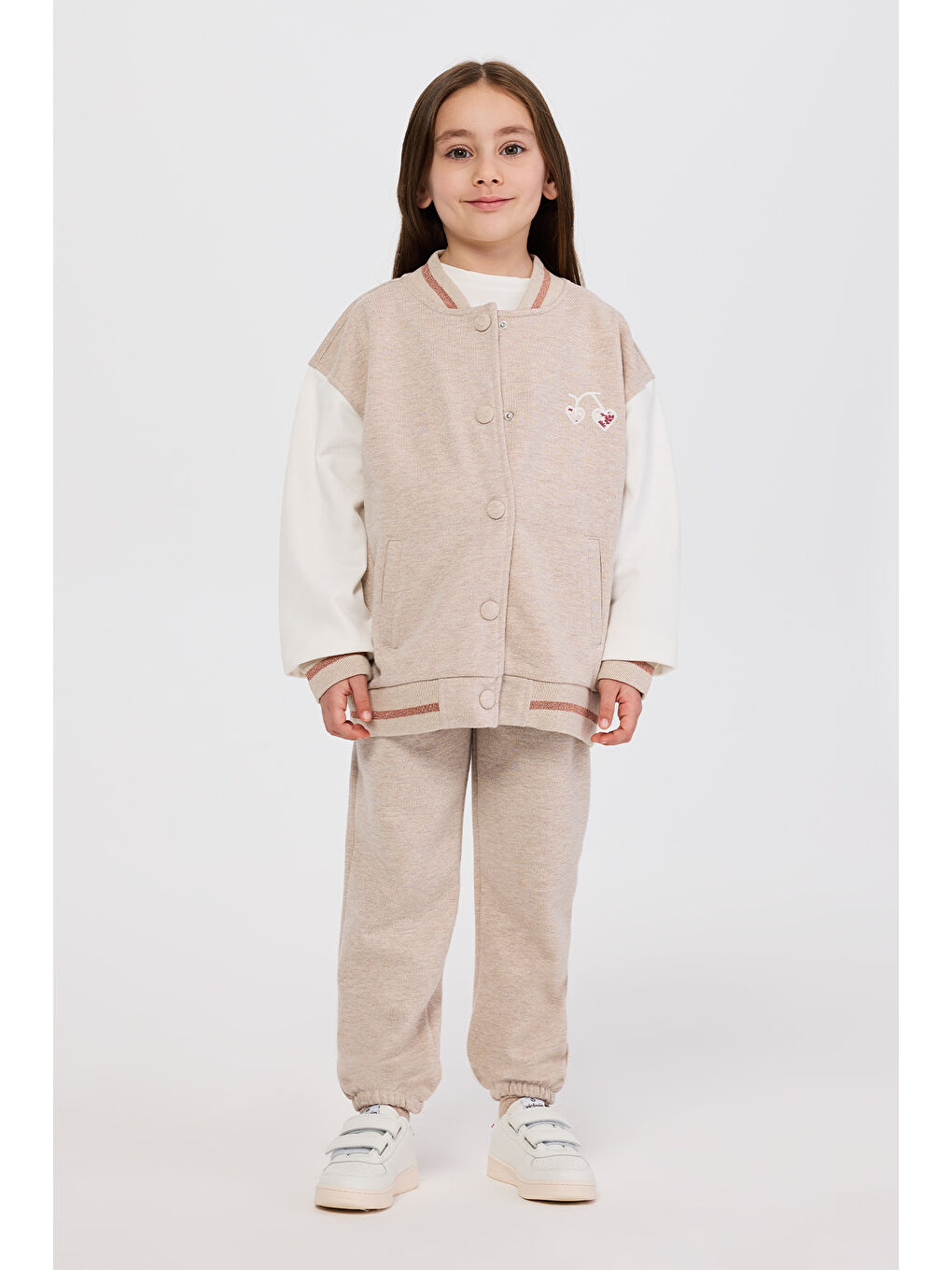 Kız Çocuk Nakış Detaylı Simli Örme Bej Ceket