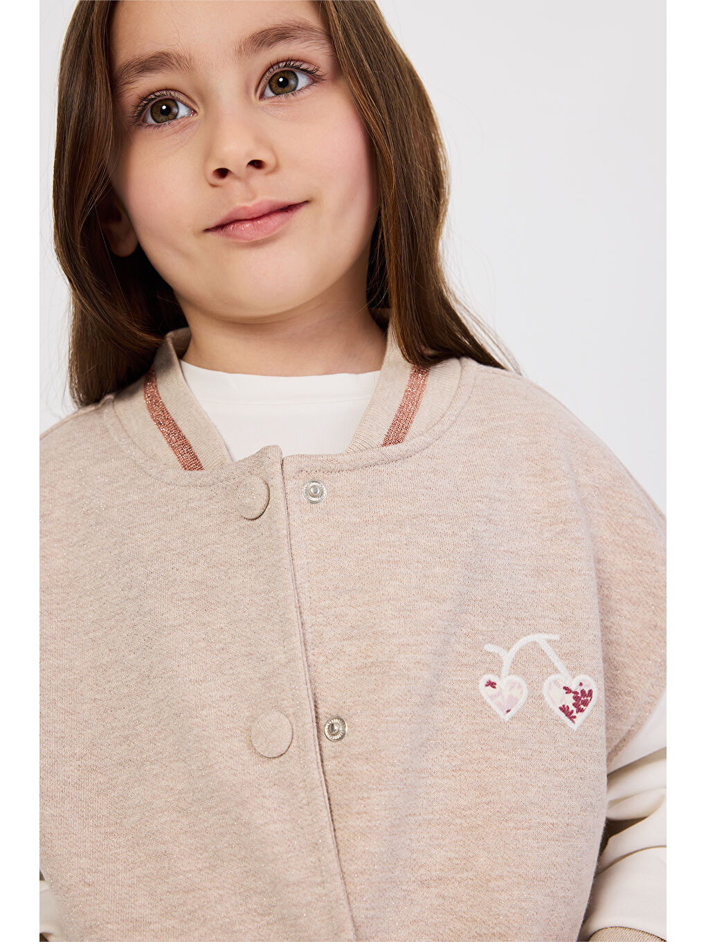 Kız Çocuk Nakış Detaylı Simli Örme Bej Ceket-5