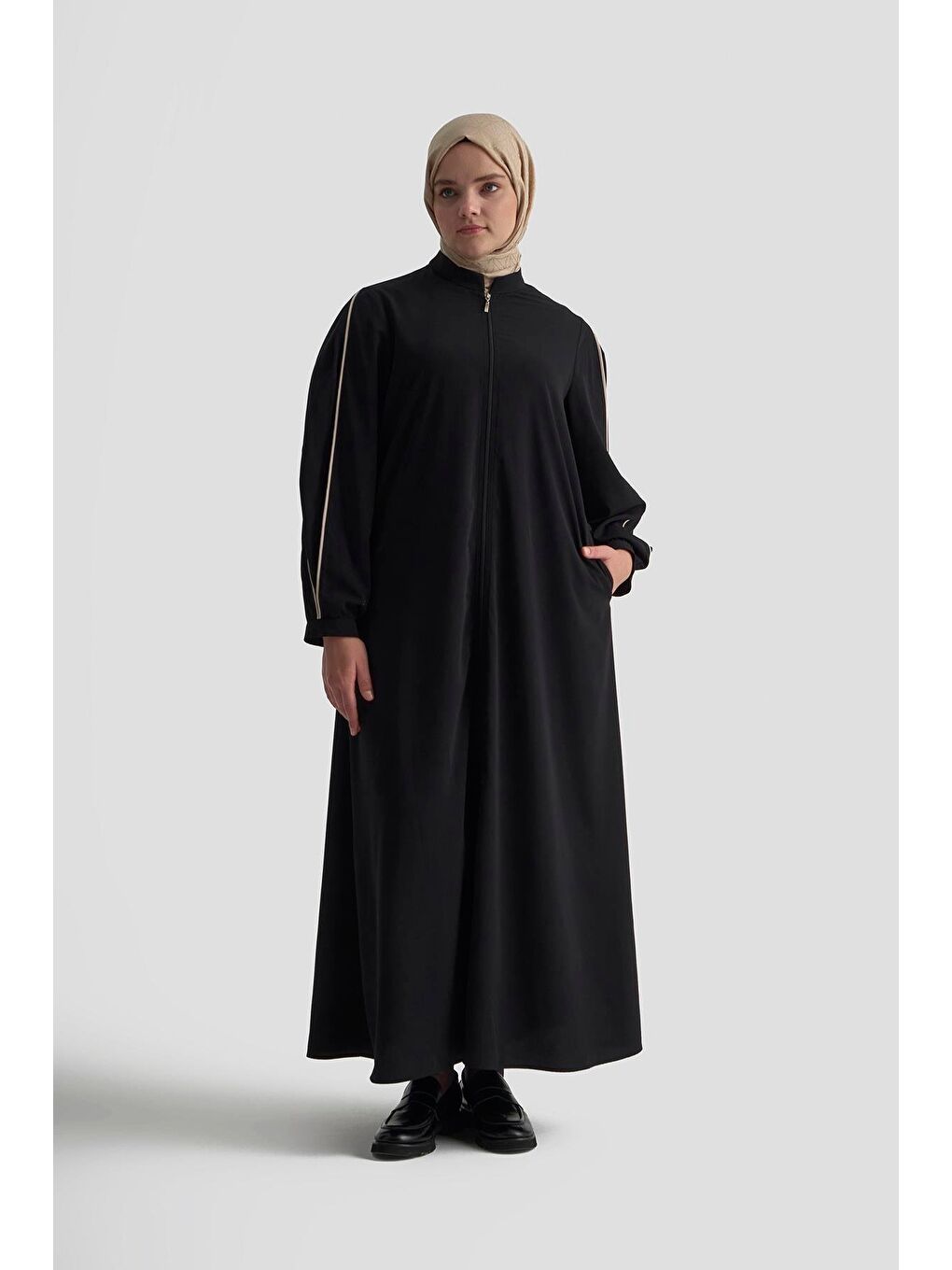 Biye Detaylı Ferace 25Yd3003 Siyah-5