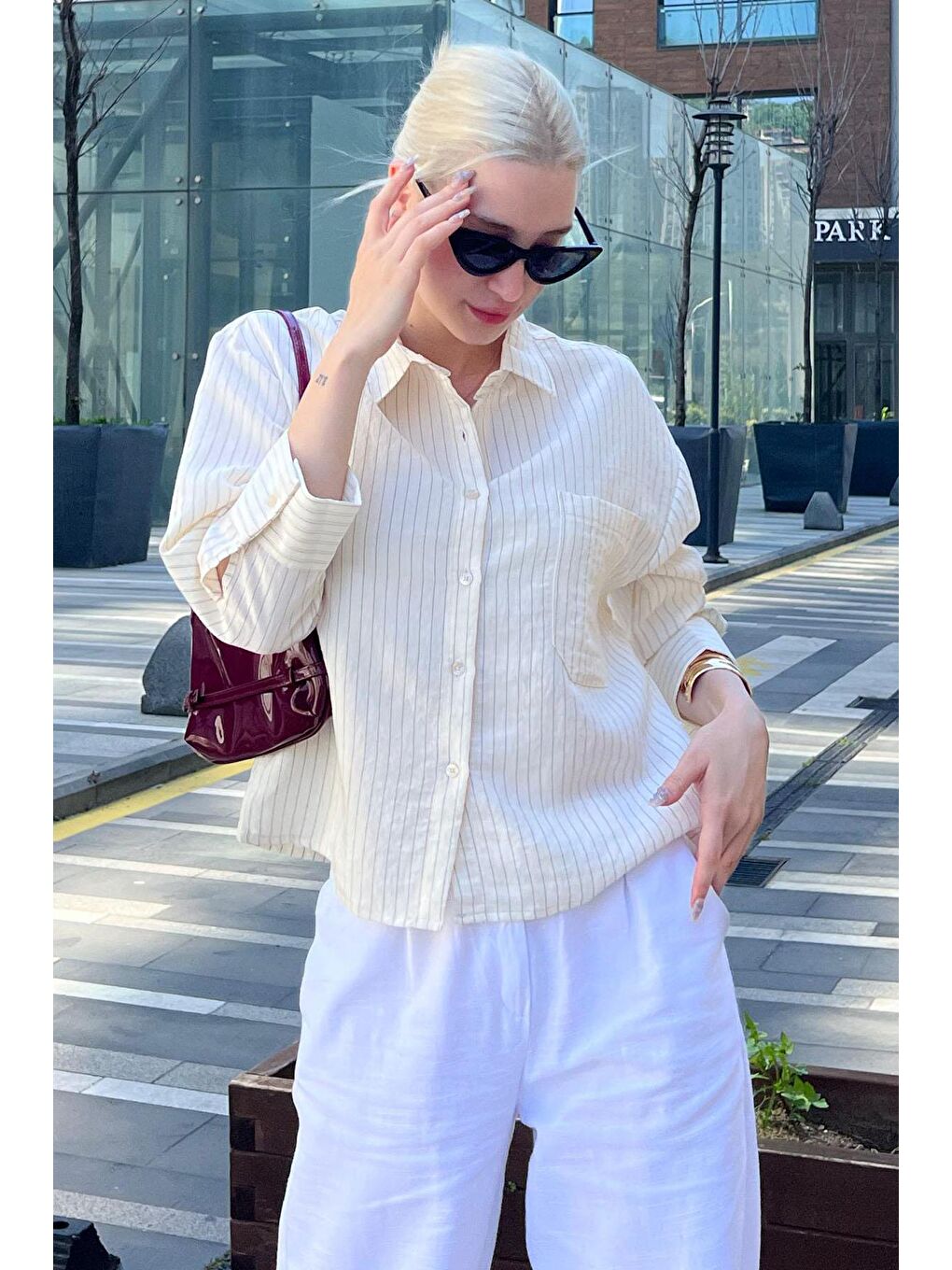 Ekru Çizgili Oversize Kadın Gömlek Mg2093-5