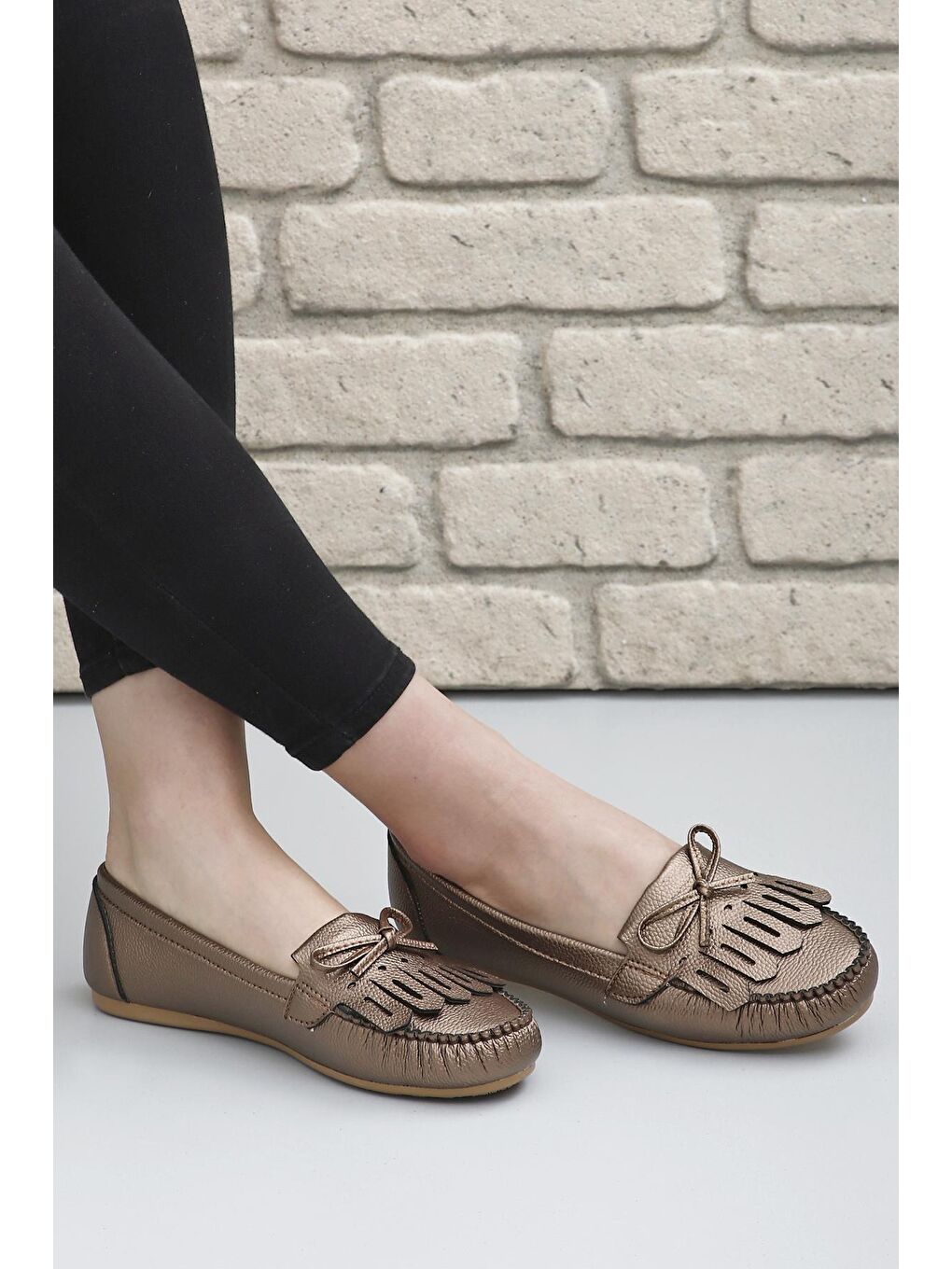 Sarı Yuvarlak Burun Düz Taban Püsküllü Fiyonklu Kadın Babet 30226