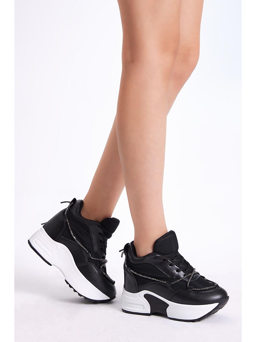 Kadın Siyah Taş Şeritli Gizli Dolgu Topuklu Sneaker-1