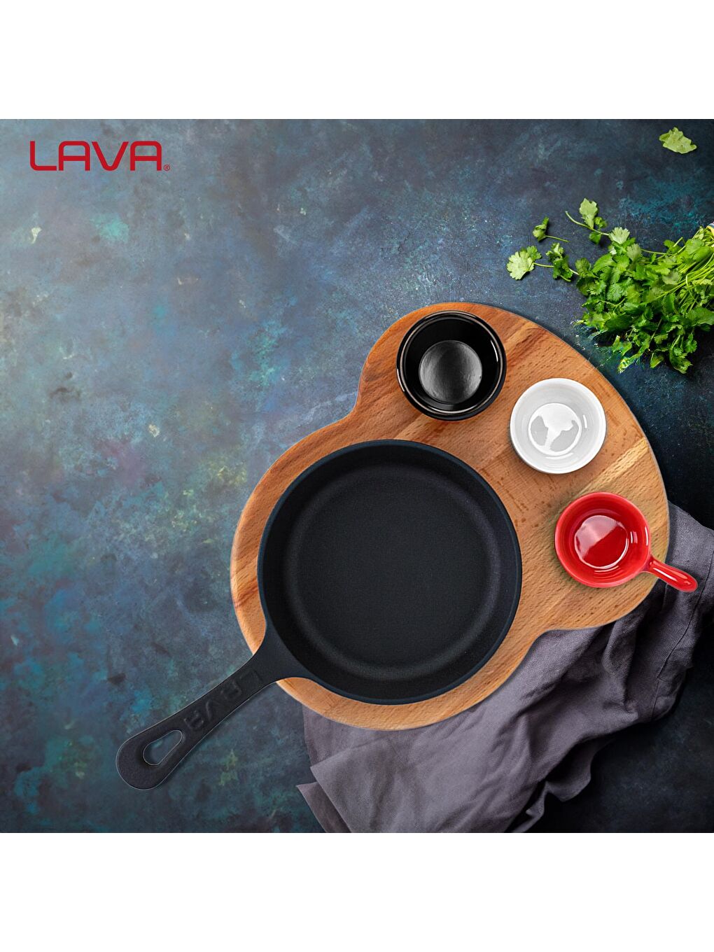 Siyah Yuvarlak Kızartma Tavası Yekpare Saplı Kayın Ahşap Altlık. Çap(Ø)16cm.-4