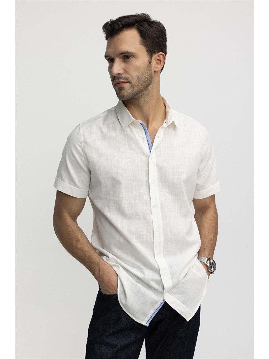 Slim Fit Kısa Kol Cepli Biyeli Flam Pamuk Beyaz Gömlek-1