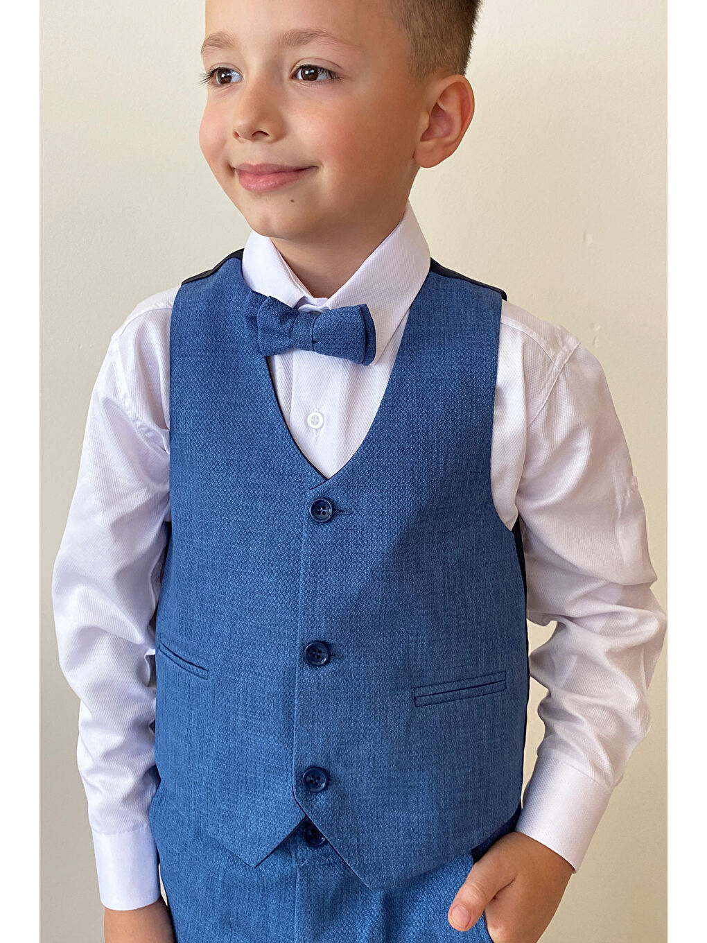 İndigo Erkek Çocuk Papyonlu Yelekli Takım Elbise TE.4000YY-2