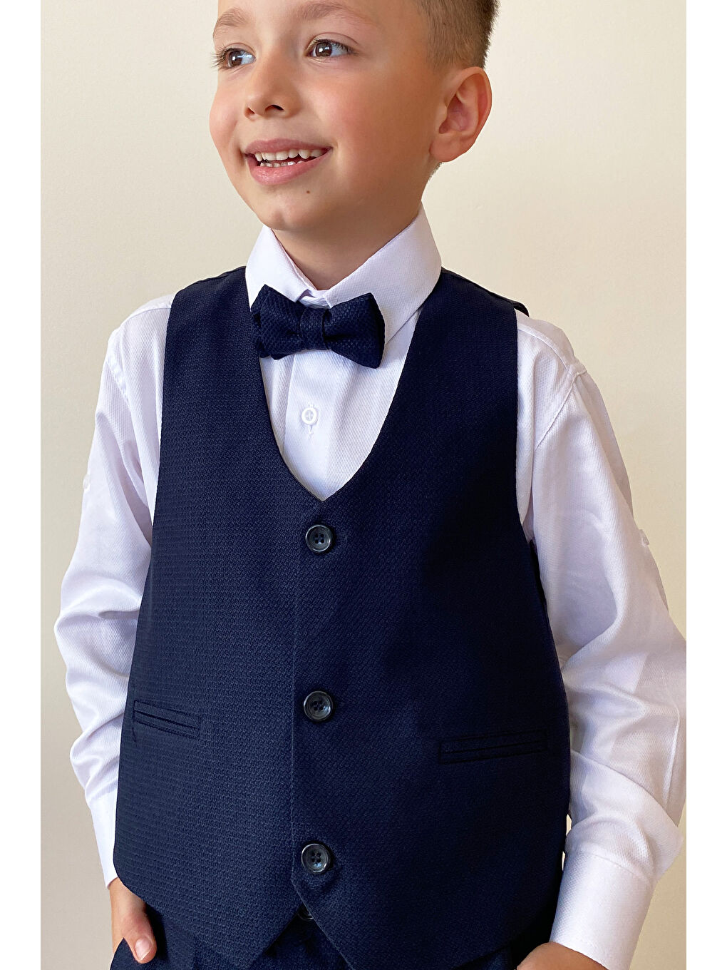 Lacivert Erkek Çocuk Papyonlu Yelekli Takım Elbise TE.4000YY-5
