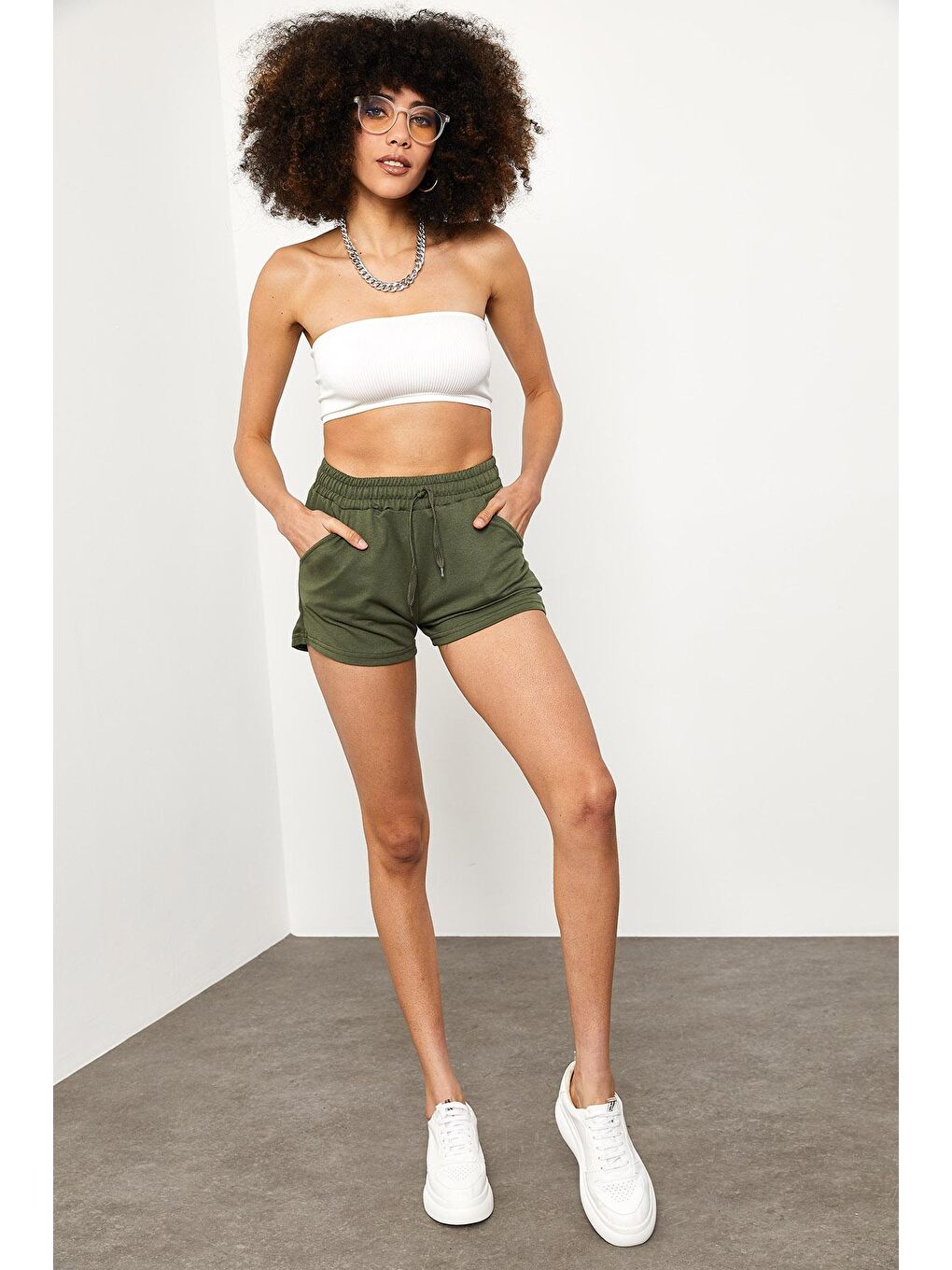 Haki Beli Lastikli Şort 1YXK8-44875-09-1