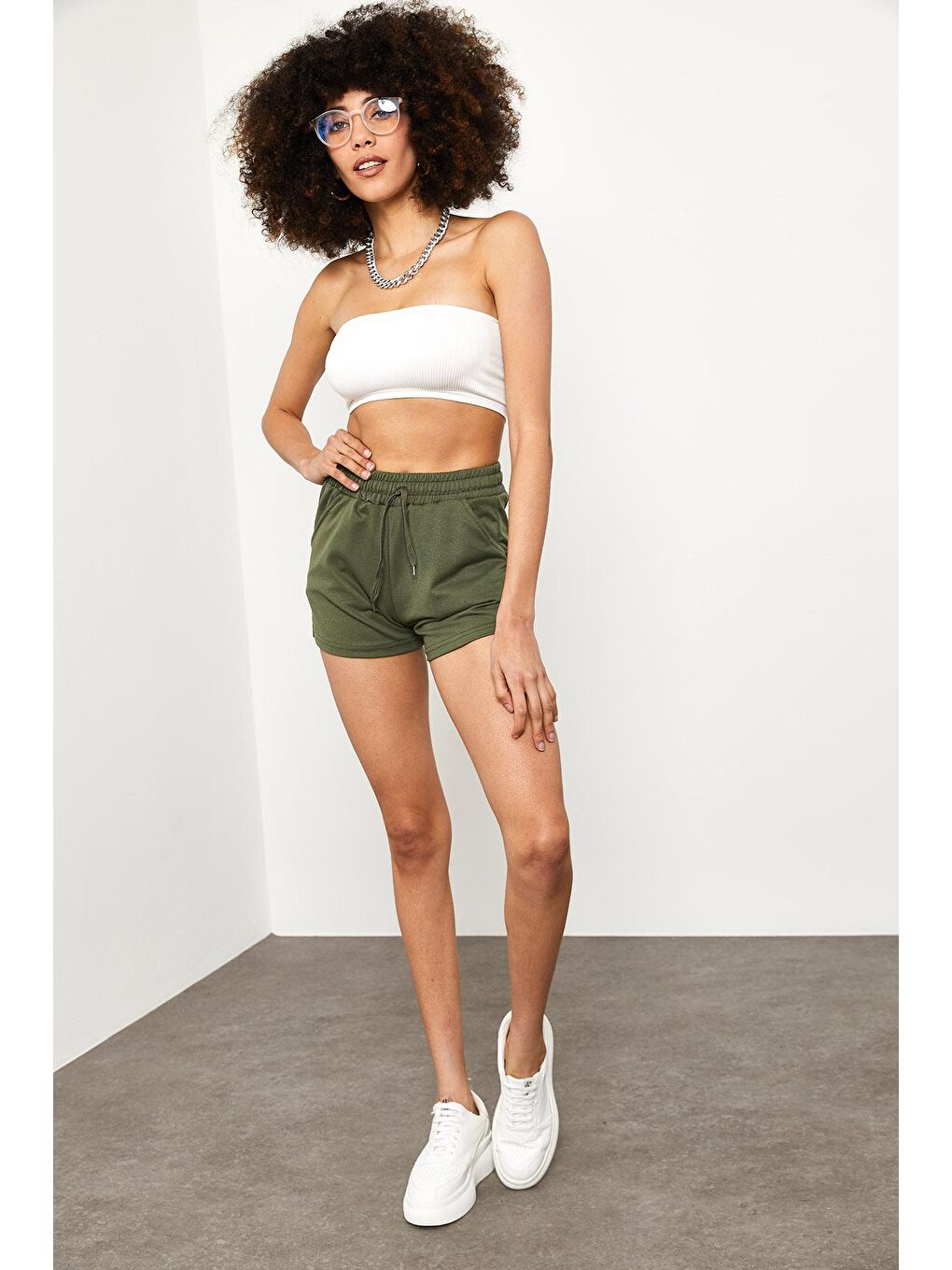 Haki Beli Lastikli Şort 1YXK8-44875-09-4